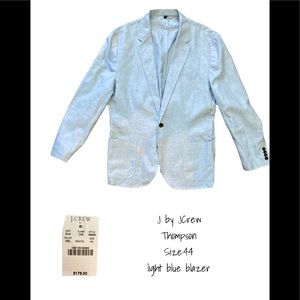 J by JCrew
Thompson
Size:44
light blue blazer